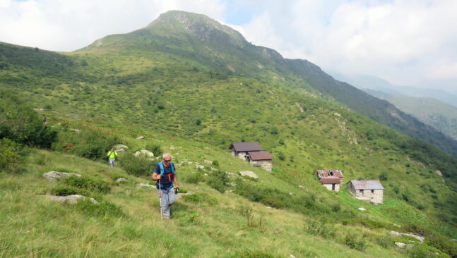 Salendo da Alpe Campo alla Cappella